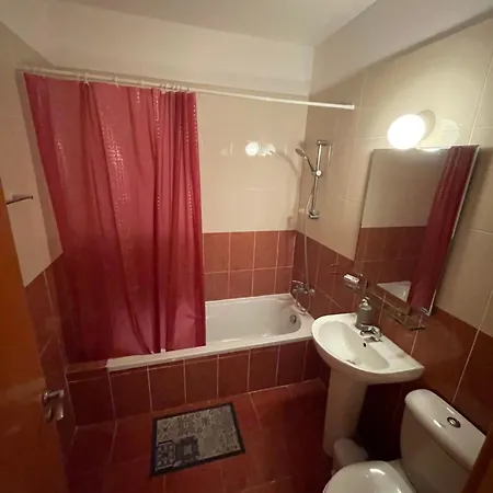 Vip On Makenzie Apartment Larnaca