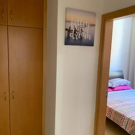 Apartment Vip On Makenzie Larnaca